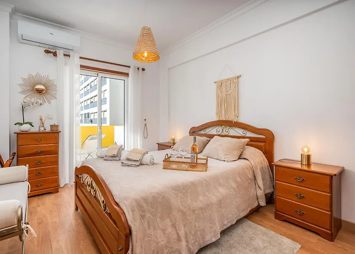 Joana Da Rocha Apartamento *