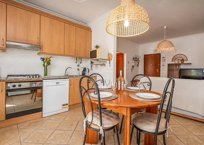 Joana Da Rocha Apartamento *